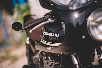 Kawasaki ZR550B Cafe Racer 