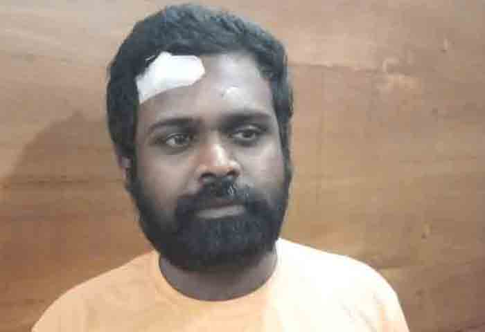Man arrested for mobile Phone robbery, Kannur, News, Robbery, Mobile Phone, Arrested, Kerala.