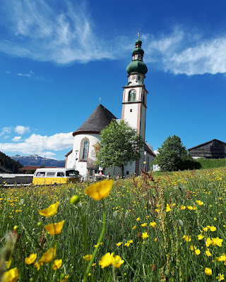 Vanlife T2 Westfalia Road trip calendar tyrol Austria