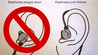 Denger Lagu Pake Headset Atau Earphone , Begini Cara Yang Benar