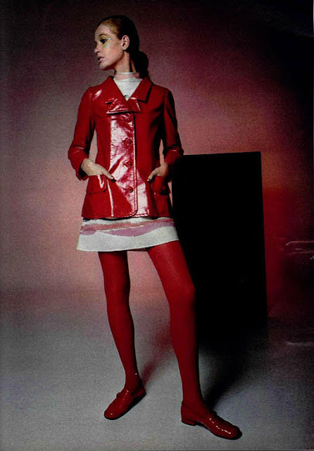 Technicolor Stocking Ads in the 1960s and 1970s ~ Vintage Everyday