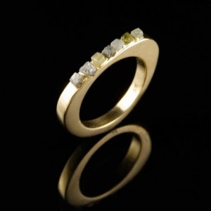 18k Gold Raw Diamond Ring