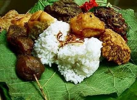 Tradisi Kuliner Indonesia