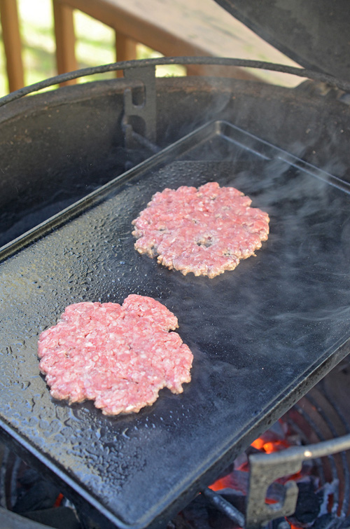 Cooking smash burgers on a Big Green Egg kamado grill