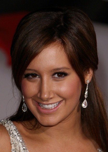 ashley tisdale blonde highlights. hair red and londe highlights