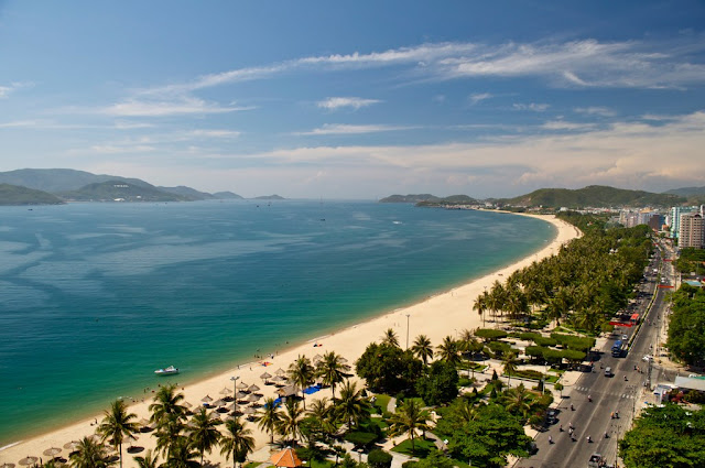 TRAVEL GUIDE TO NHATRANG