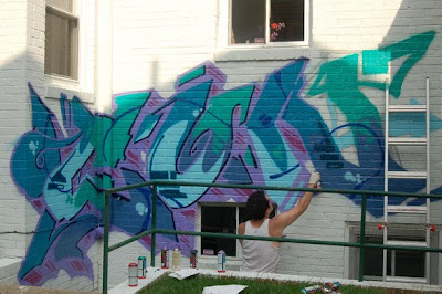 making+graffiti+on+the+walls+of+your+home+2 making+graffiti+on+the+walls+of+your+home+2