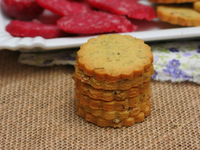 GALLETAS DE PARMESANO Y JAMÓN 