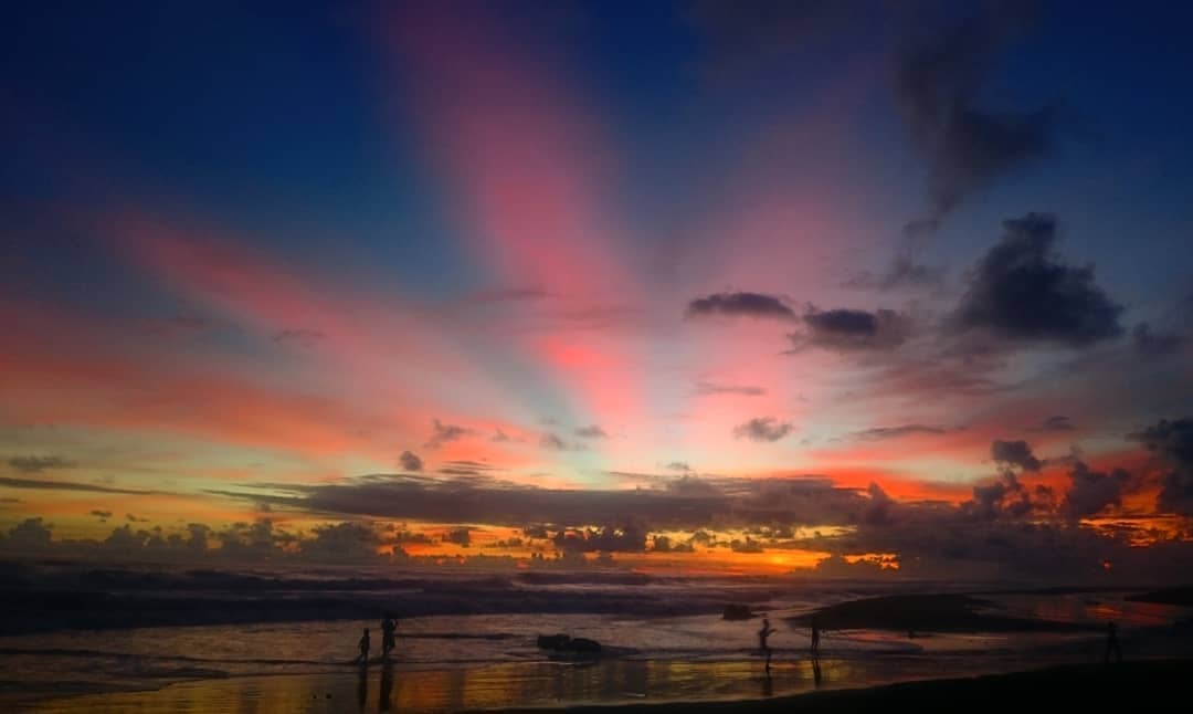 Pesona Pantai Jayanti Cidaun Cianjur Selatan Yang Mempesona