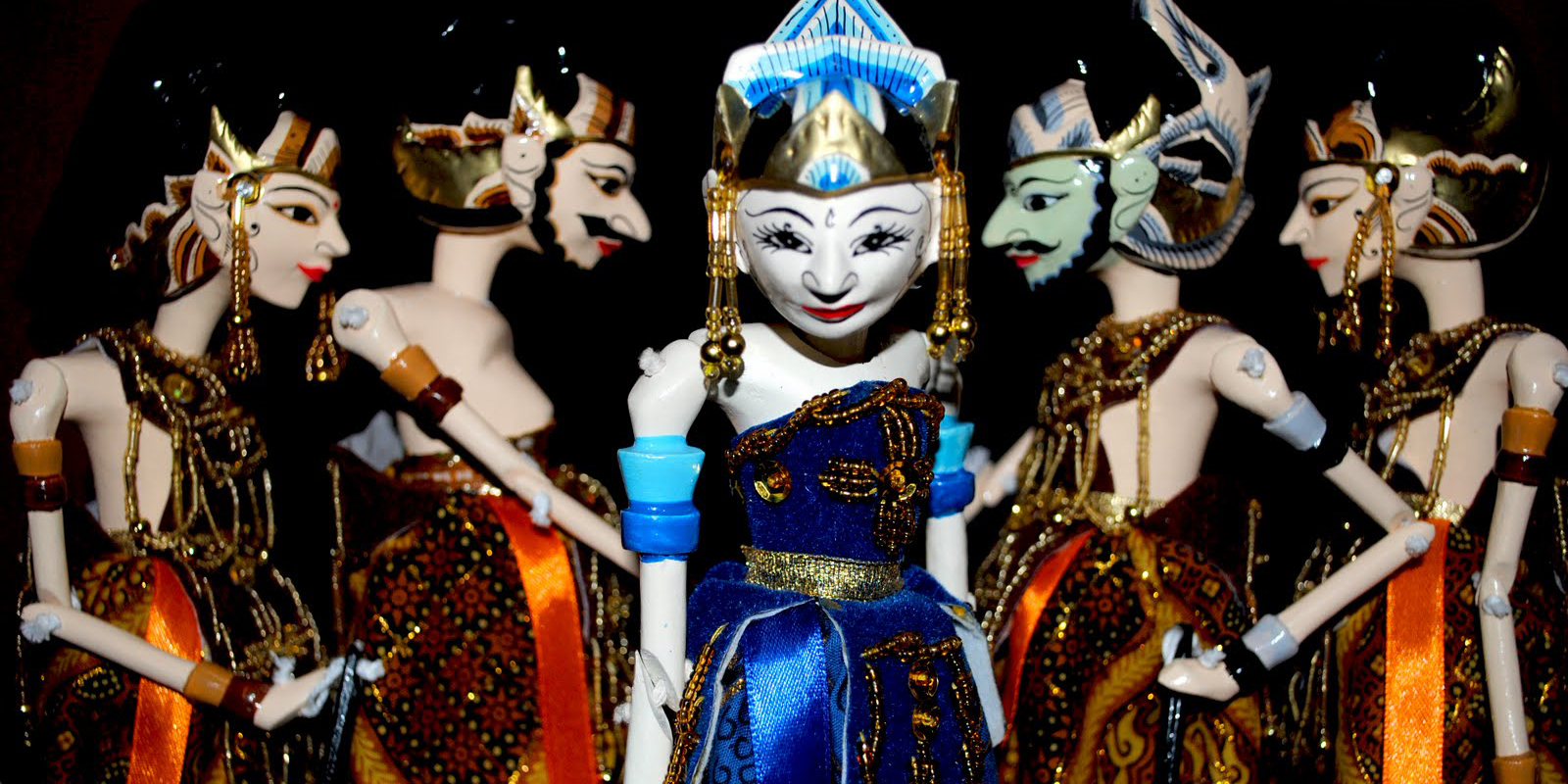 Melihat Kesenian Wayang Golek Yang Masih Bertahan Hingga Sekarang