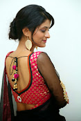 Nidhi Natuiyal Glamorous Photos in Saree-thumbnail-48