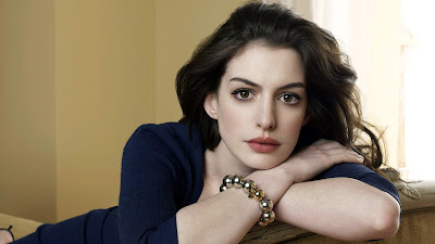 Anne Hathaway Biography - American Actress