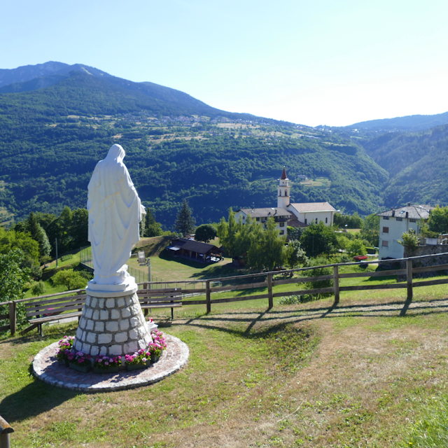 guardia folgaria paese dipinto