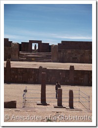 Alignment of statue and gateway with sun