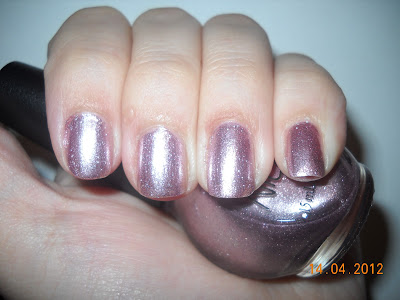miss independent nicole by opi nails uñas nail polish esmaltes