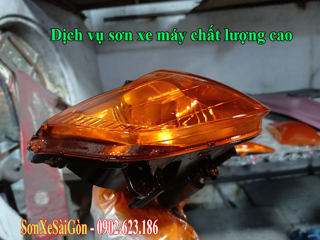 Sơn chóa đèn màu cam cực đẹp cho xe máy