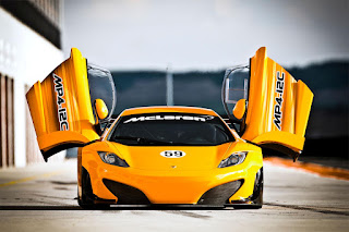 McLaren MP4-12C 2012 photos