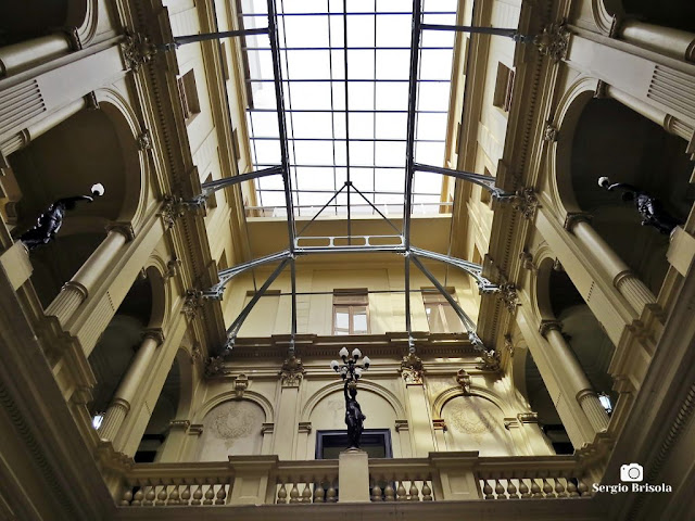 Vista do átrio do Palácio Ernesto Leme - Centro - São Paulo