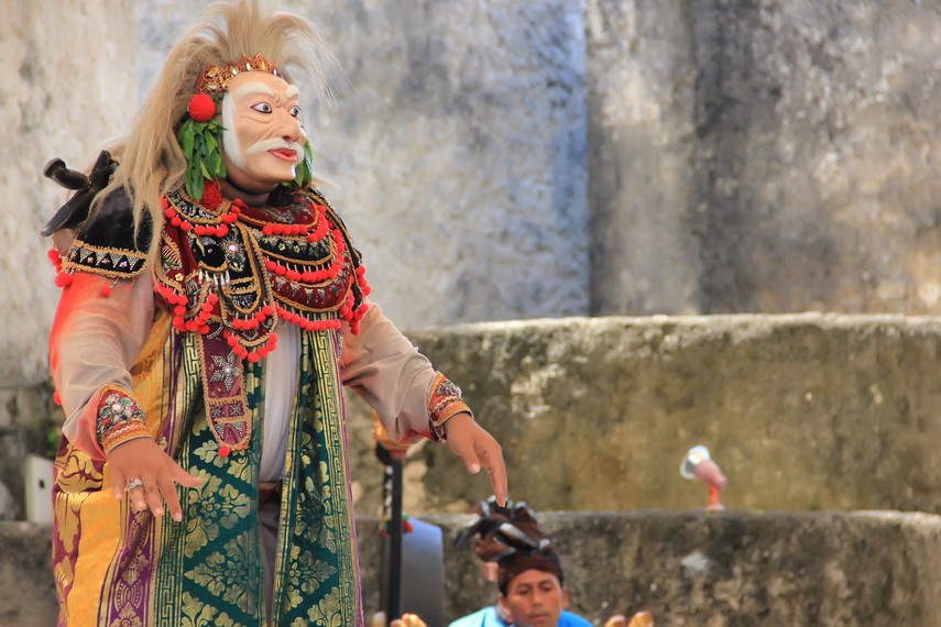  Tari Topeng Tua Tarian Tradisional Dari Bali Kamera Budaya