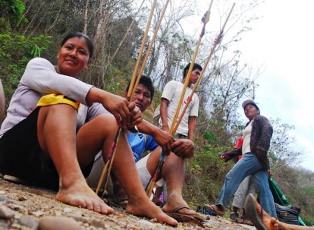 Encuesta: 7 de cada 10 bolivianos se sienten parte de un pueblo indígena, pero también se declaran mestizos