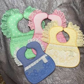 babies bibs 