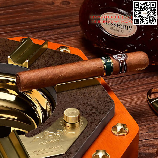 Gạt tàn cigar Cohiba cao cấp, 6 điếu kèm đục lỗ Gat-tan-xi-ga-6-dieu-cao-cap-ban-gioi-han