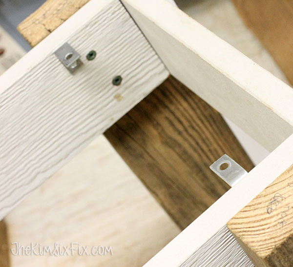 Brackets for attaching top of bench