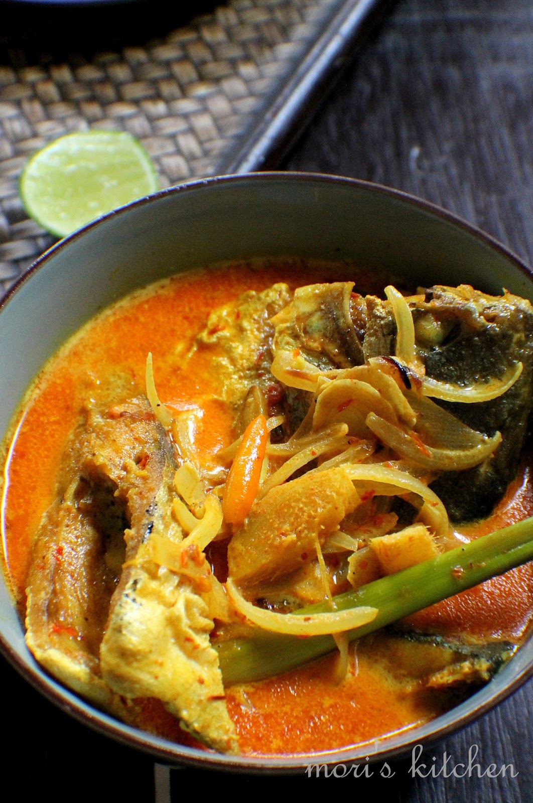 Mori's Kitchen: Gulai Tumis Bawal Putih dengan Terung 