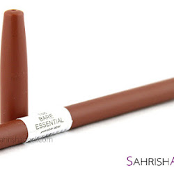 Lip Pencil in Bare Essential by Sleek Makeup - Review & Swatch