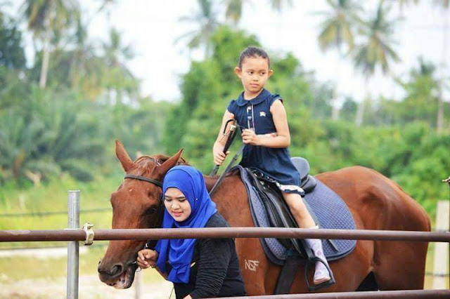 Aktiviti Berkuda di Kampung Penchalang || Hanna 