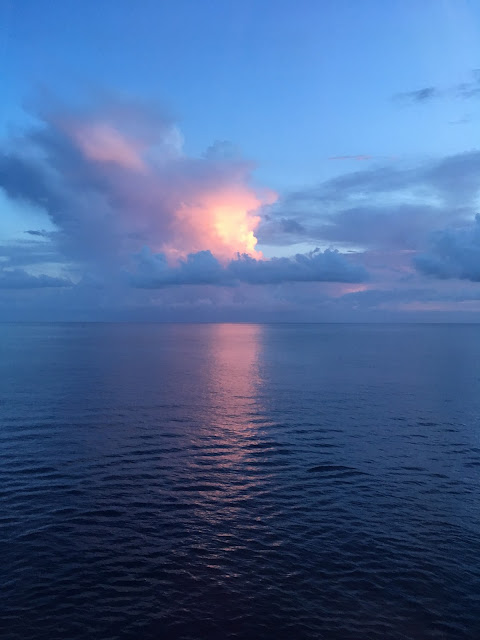 photo,taken by me, Atlantic Ocean, sunset, sunrise, new day, good night, beautiful, colorful, sunshine, blue water, pretty sky, Bahamas