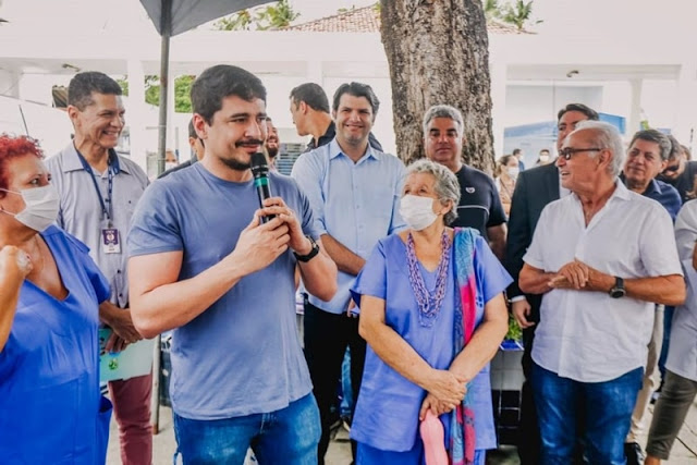 Cícero Lucena e Leo Bezerra entregam 72 novos equipamentos para o Instituto Cândida Vargas
