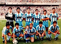 C. D. MÁLAGA - Málaga, España - Temporada 1989-90 - Jaro, Álvarez, Ruiz, Clemente Villaverde, Chano y Añón; Juanito, Hassan, Lauridsen, Paquito y Esteban - El Málaga, con Antonio Benítez de entrenador, se clasificó 17º en la Liga de 1ª División y descendió a 2ª al perder en la promoción con el Español