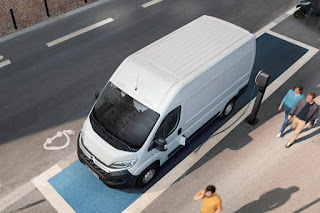 Citroën e-Relay - e-Jumper Panel Van (2021) Front Side 3