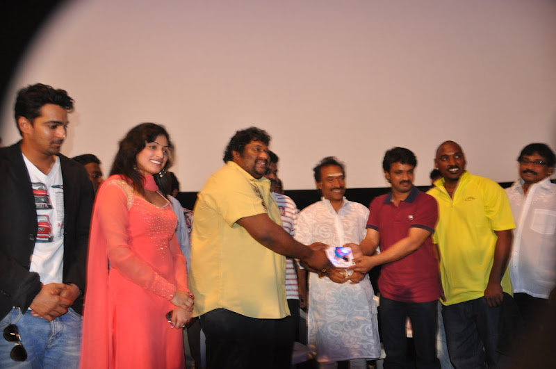 Thulli Ezhunthathu Kadhal Movie Audio Launch Stills film pics