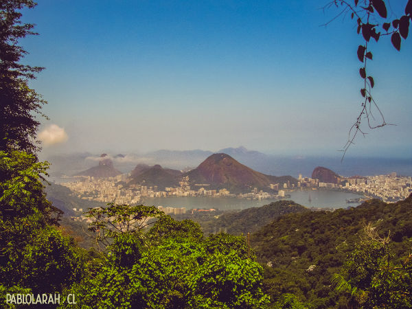 Picture of Emperor's Table at Floresta da Tijuca, Rio de Janeiro, by Pablo Lara H