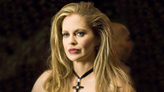 Kristin Bauer van Straten es Pam en True Blood