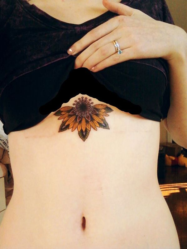Cute Flowers Of Sexy Women Chest, Flower Tattoo On Women Chest, Tattoo On Honeybee Flower Designs, Colorful Flowers With Honey Tattoos For Women, 