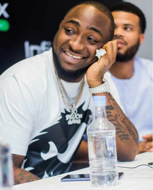 Checkout the moment Davido savagely chased out two lovers making out beside him (Video)