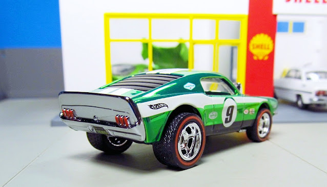 hot wheels rlc custom mustang green