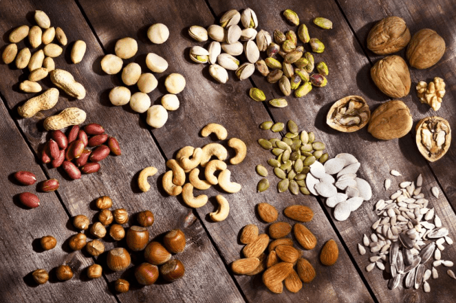 Kết hợp các loại hạt trong thực đơn giảm mỡ bụng