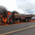 Caminhão consumido pelo fogo na BR 116/Norte trecho de Tucano