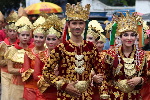 potret kehidupan suku lampung 