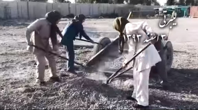 ایران-عراق-کمپ لیبرتی-کار طاقت فرسای زنان مجاهد در سازندگی لیبرتی 