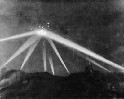 battle+of+los+angeles Kronologi Pertempuran Militer Amerika VS UFO Tahun 1942