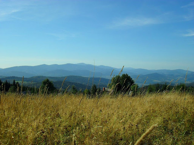 Widok na Beskid Makowski i Żywiecki z Koskowej Góry