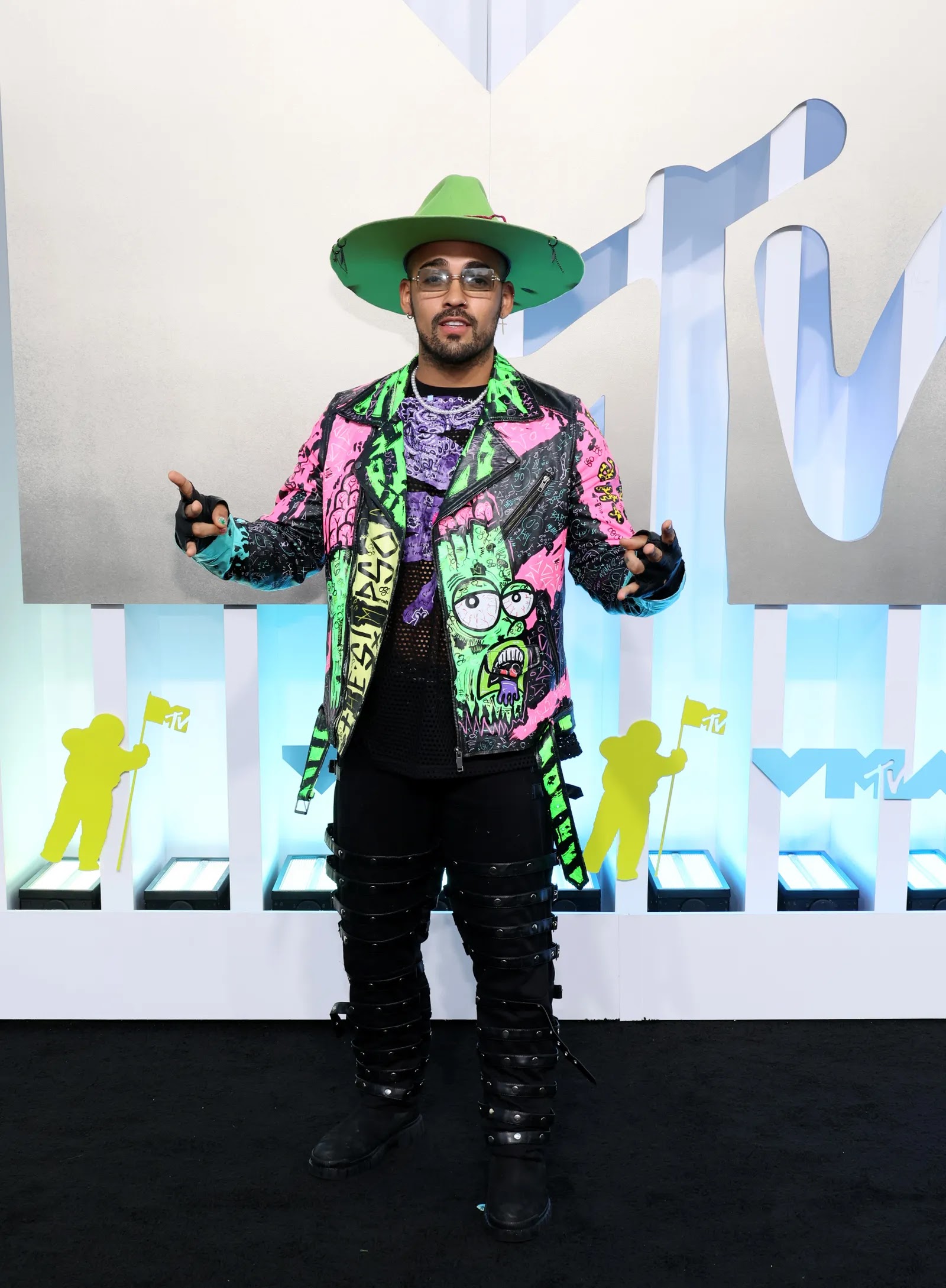 Los impresionantes looks de las celebridades en la alfombra roja de los MTV VMAs 2022