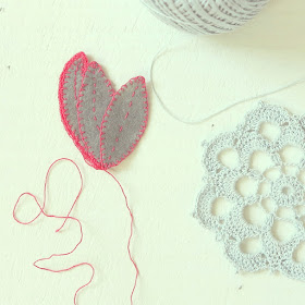 ByHaafner, crochet, doily, pastel blue, embroidery, leaves, pink