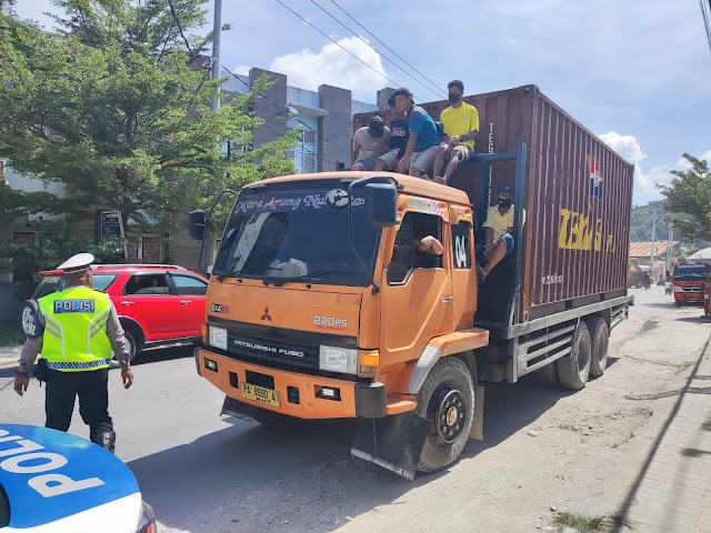 18 Mobil dan Truck Tronton Terjaring Razia Ops Patuh Polresta Jayapura Kota