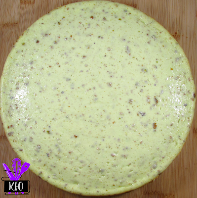 Pistachio Love Cheesecake without whipped cream and pistachios, 10 inch